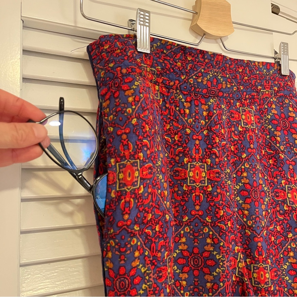 Size Small Patterned Ankle Pants, Urban Outfitters